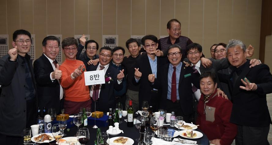 테이블11.jpg